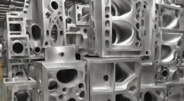 Guía Definitiva de Aleaciones de Aluminio: ¿Cómo Elegir la Correcta para tu Proyecto?