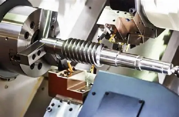 ¿Qué es el Torneado CNC? Guía Completa: Definición, Máquinas y Aplicaciones