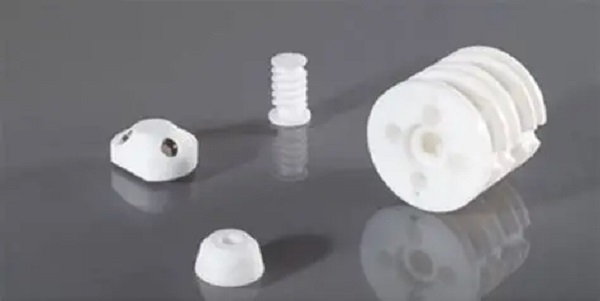 Mecanizado de Teflón/PTFE: Guía Completa de Consejos, Ventajas y Aplicaciones