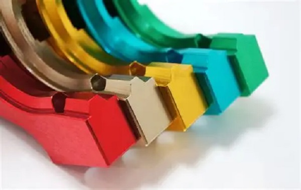 ¿Qué es el anodizado de aluminio y cómo funciona?