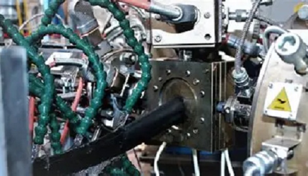 ¿Cómo funciona realmente la coextrusión? Una guía para ingenieros y fabricantes