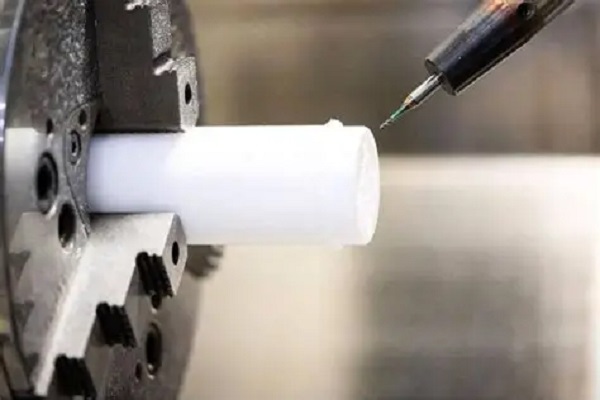 ¿Mecanizar HDPE? Guía completa para el polietileno de alta densidad